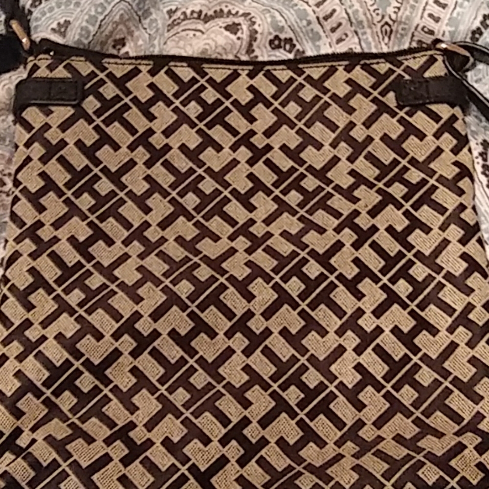 Tommy Hilfiger Purse